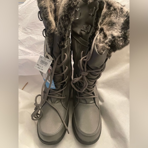 Women's Gray Winter Boots - Picture 3 of 11